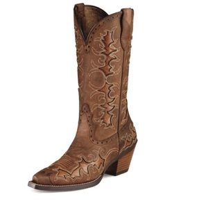 Ariat women’s cowboy boots